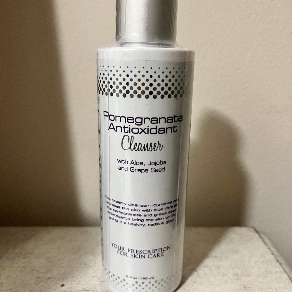 Skin script cleanser
